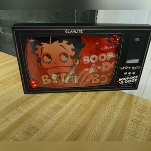 NWOT Betty Boop Special Edition Moving Picture Eye Shadow